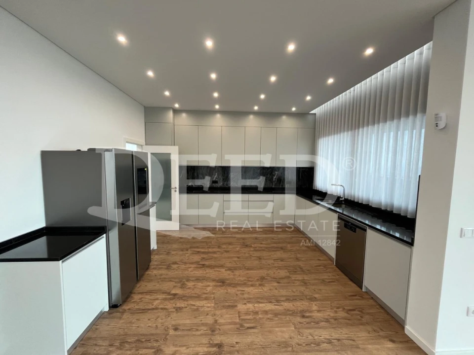 Moradia T3 para Venda em Agua de Pena Foto 7