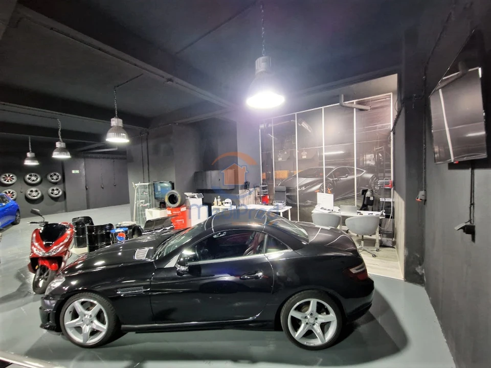 Armazém para Venda em Póvoa de Santo Adrião e Olival Basto Foto 2