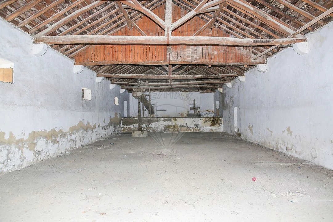 Armazém para Venda em Alhandra, São João dos Montes e Calhandriz Foto 11