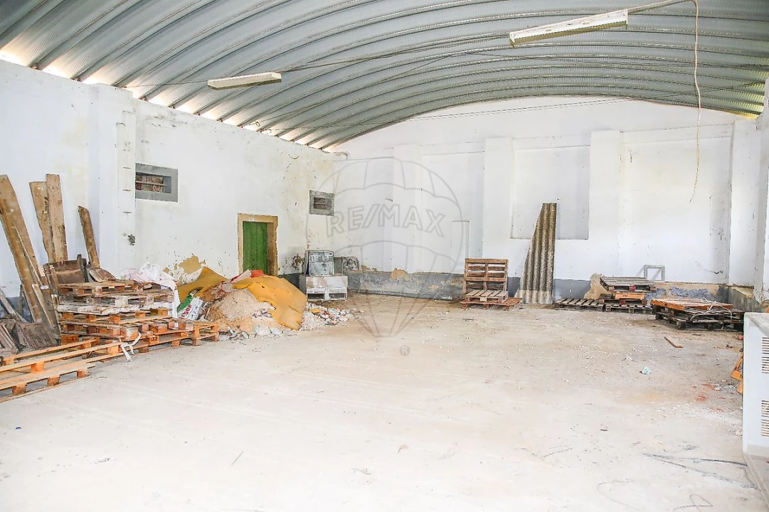 Armazém para Venda em Alhandra, São João dos Montes e Calhandriz Foto 22