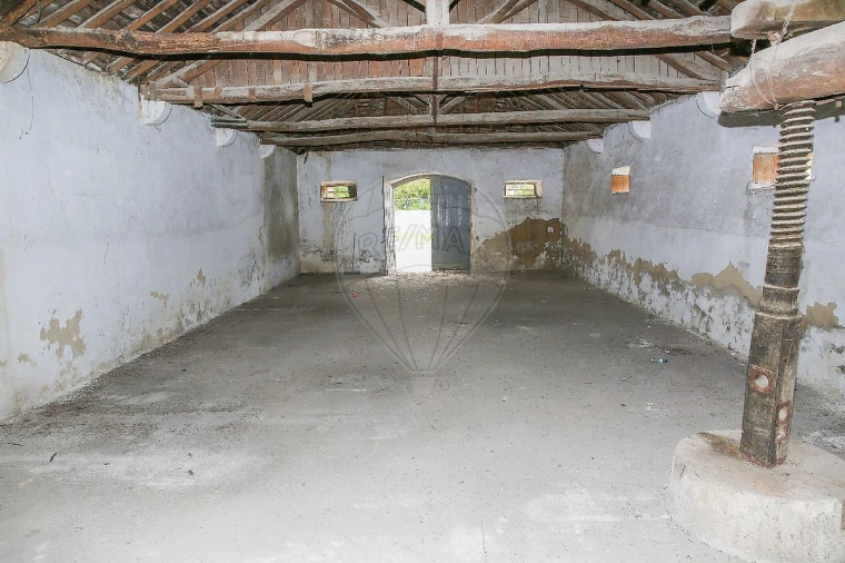 Armazém para Venda em Alhandra, São João dos Montes e Calhandriz Foto 9