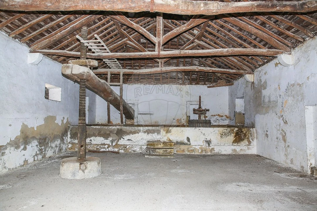 Armazém para Venda em Alhandra, São João dos Montes e Calhandriz Foto 13