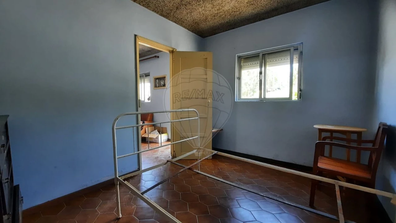 Moradia T3 para Venda em Brasfemes Foto 14