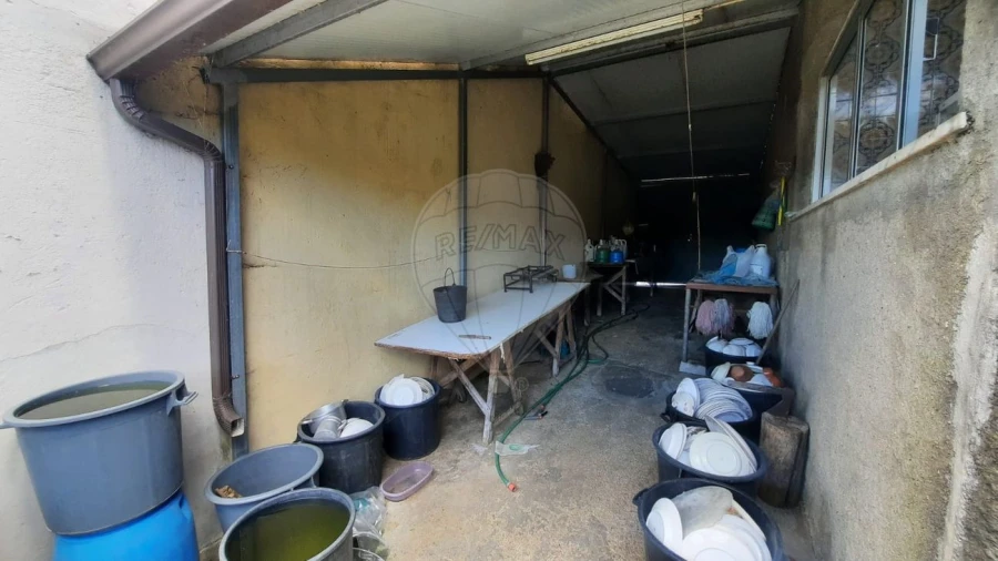 Moradia T3 para Venda em Brasfemes Foto 17