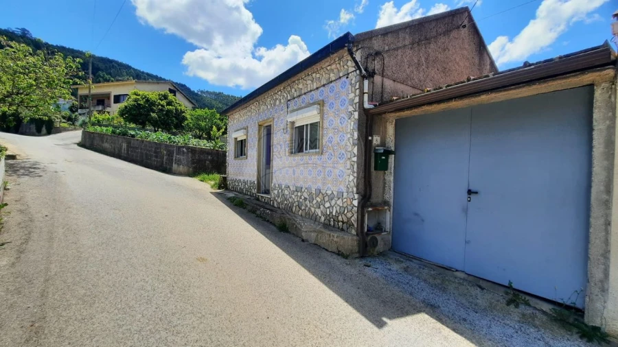 Moradia T3 para Venda em Brasfemes Foto 10