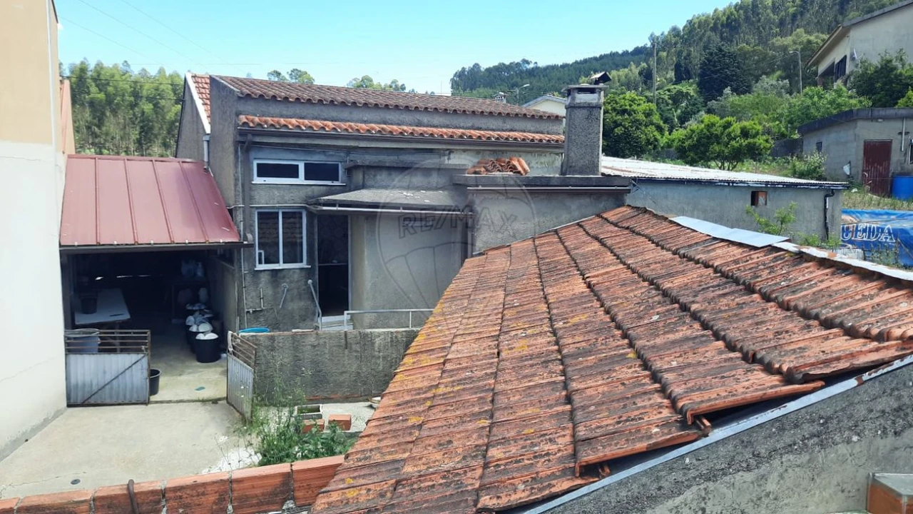 Moradia T3 para Venda em Brasfemes Foto 7