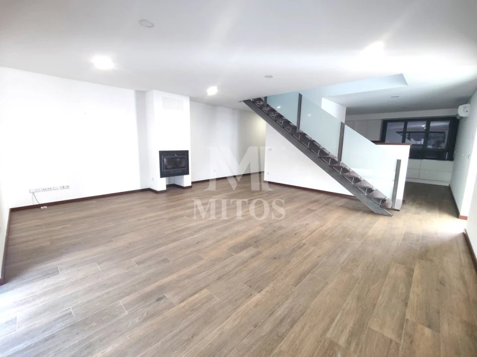 Moradia T3 para Venda em Seara Foto 4