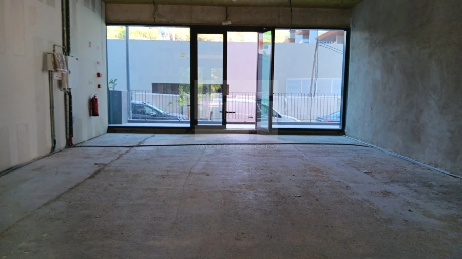 Loja para Arrendamento em Algés, Linda-A-Velha e Cruz Quebrada-Dafundo Foto 6