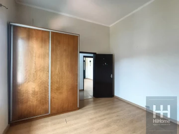 Moradia T6 para Venda em Estreito de Camara de Lobos