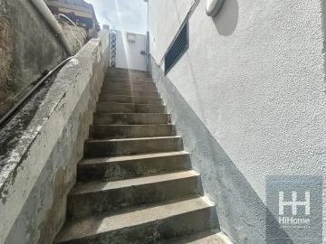 Moradia T6 para Venda em Estreito de Camara de Lobos