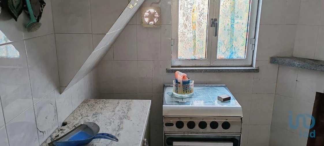 Moradia T4 para Venda em Portela do Fojo-Machio Foto 12