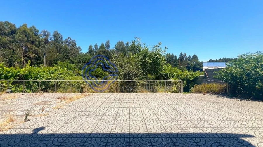 Moradia T4 para Venda em Alfena Foto 13