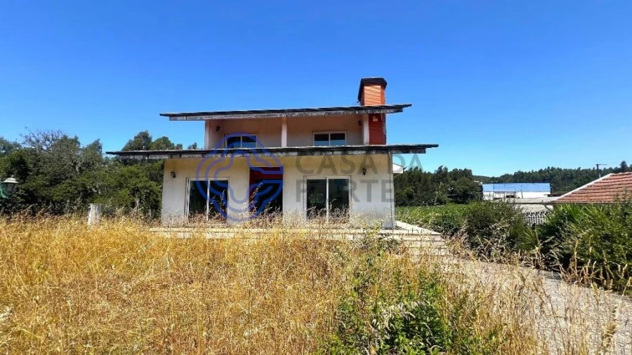 Moradia T4 para Venda em Alfena Foto 4