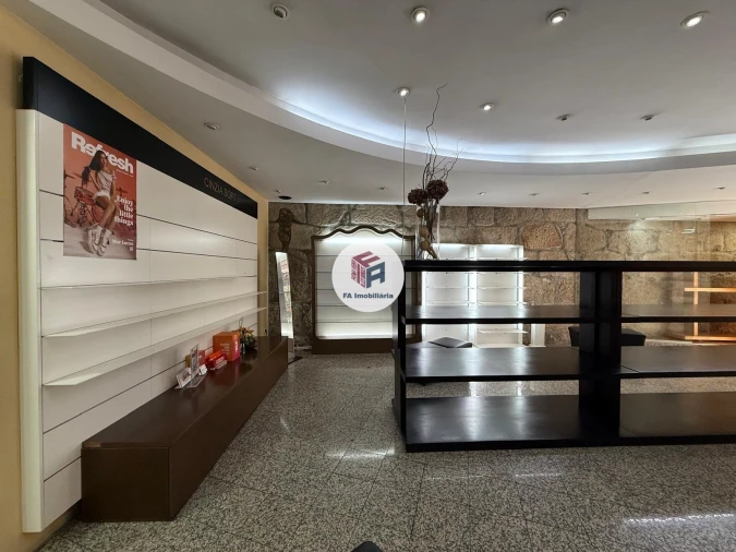 Loja para Arrendamento em Matosinhos e Leça da Palmeira Foto 9