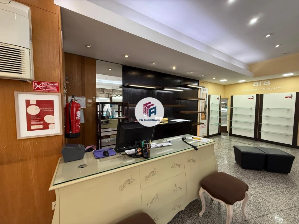 Loja para Arrendamento em Matosinhos e Leça da Palmeira Foto 10