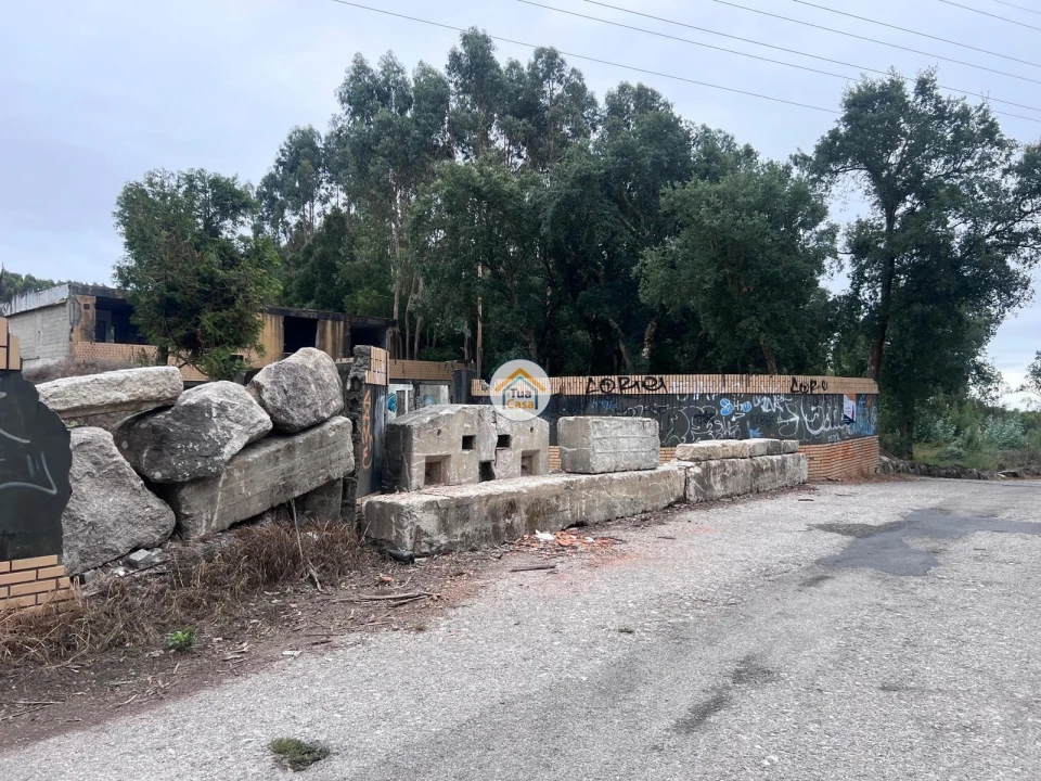 Terreno para Venda em Canelas Foto 30