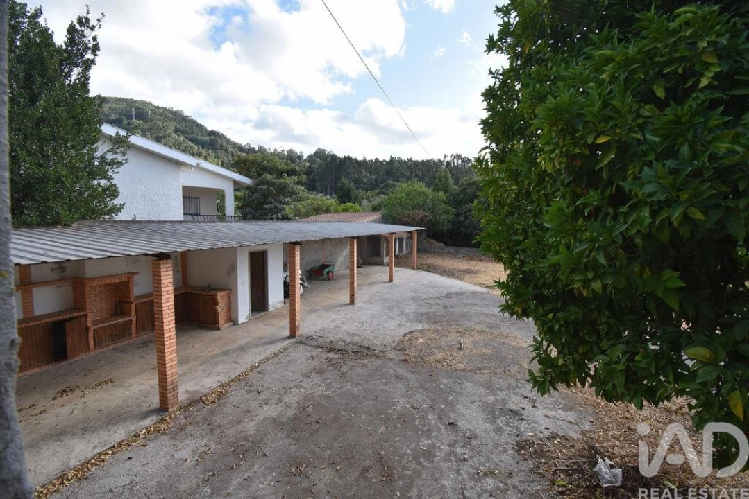 Moradia T3 para Venda em Miranda do Corvo Foto 20