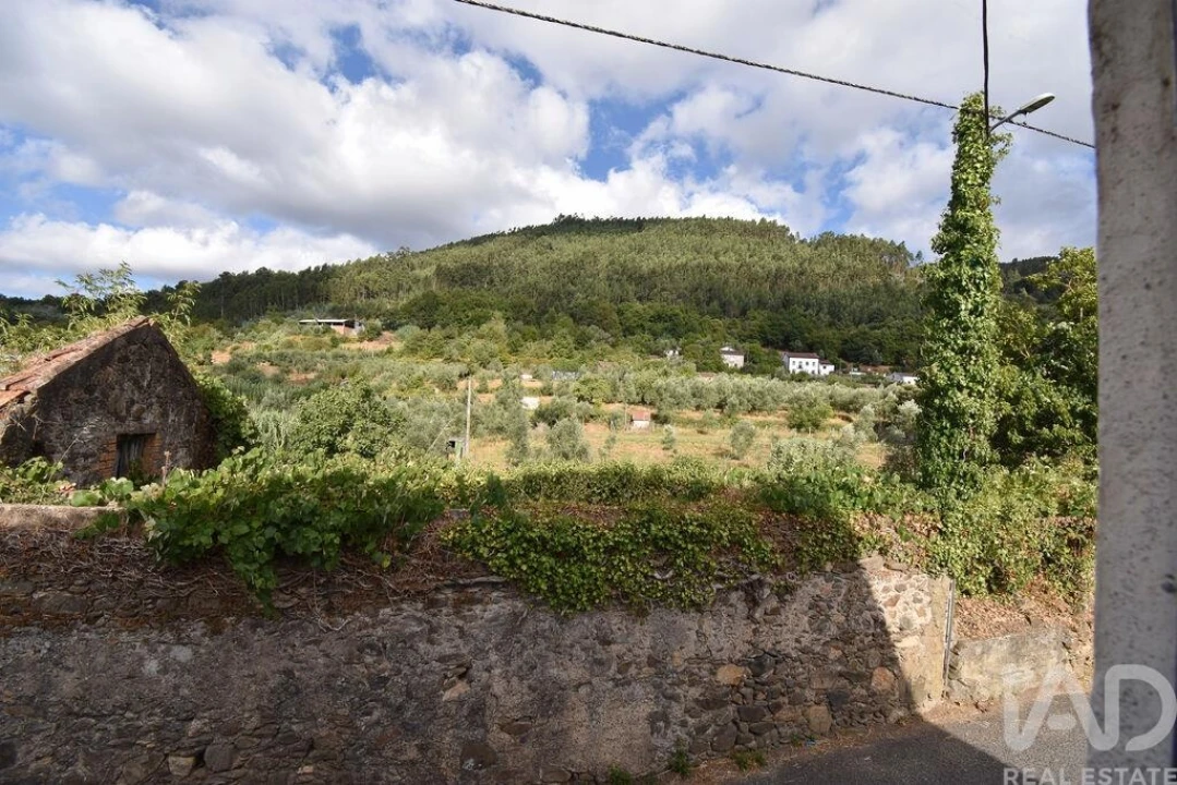 Moradia T3 para Venda em Miranda do Corvo Foto 10