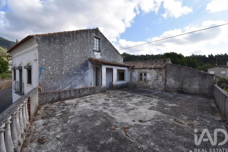 Moradia T3 para Venda em Miranda do Corvo Foto 23