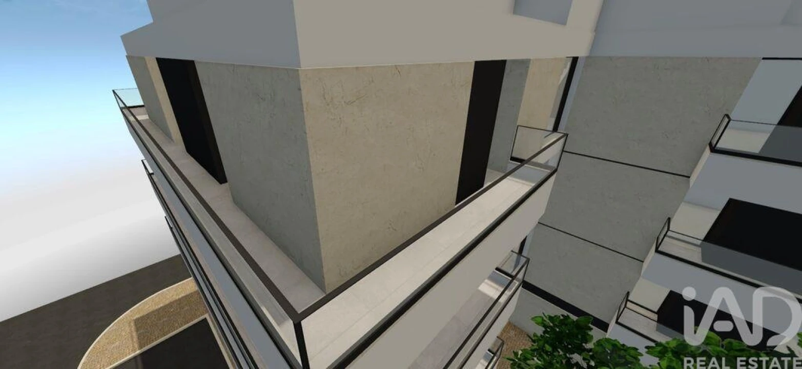 Apartamento T2 para Venda em Quelfes Foto 24