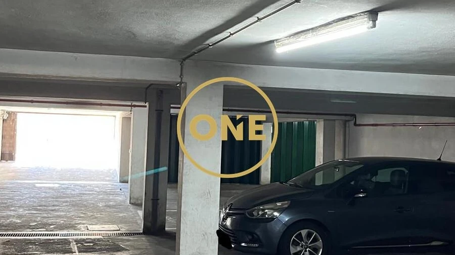 Garagem para Venda em Póvoa de Varzim, Beiriz e Argivai