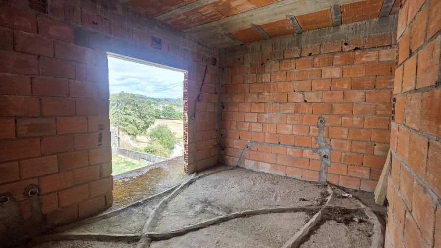 Terreno para Venda em Tabuaças Foto 22