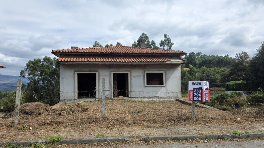 Terreno para Venda em Tabuaças Foto 2