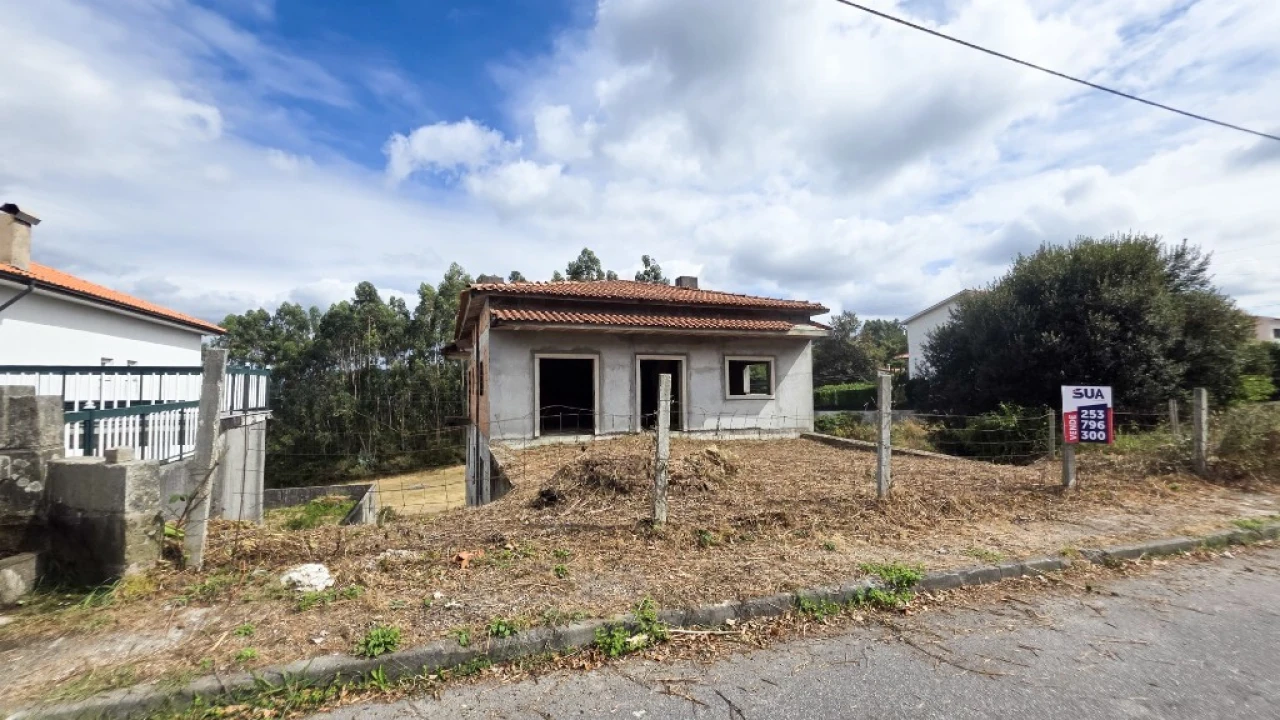 Terreno para Venda em Tabuaças Foto 3