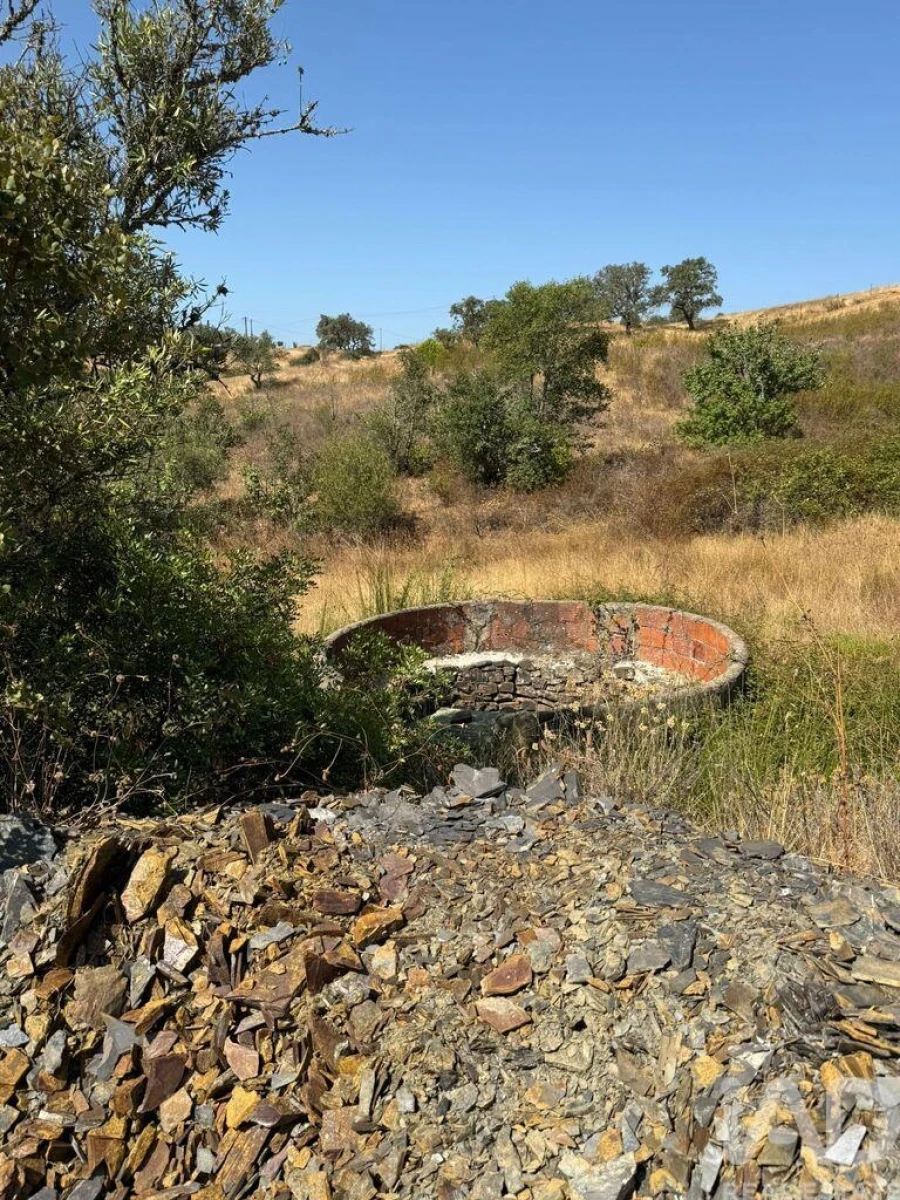 Moradia T2 para Venda em São Bartolomeu de Messines Foto 16