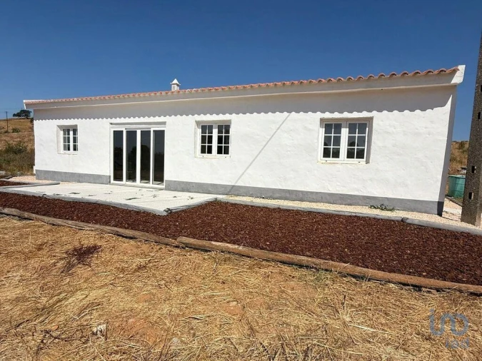 Moradia T2 para Venda em São Bartolomeu de Messines Foto 4