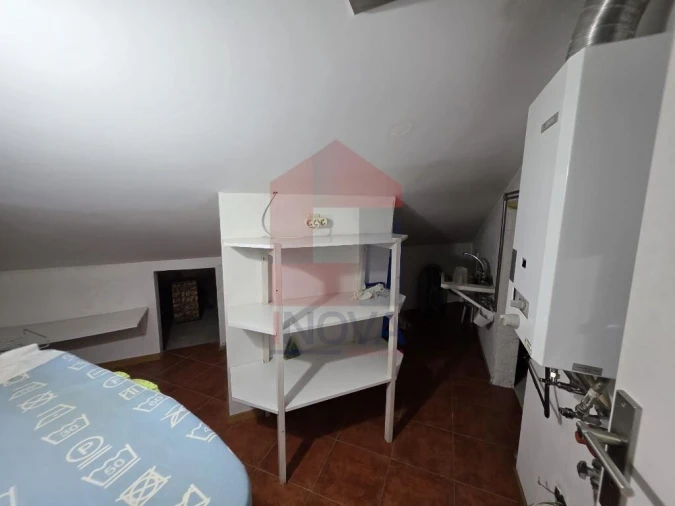 Moradia T4 para Venda em Sabariz Foto 37