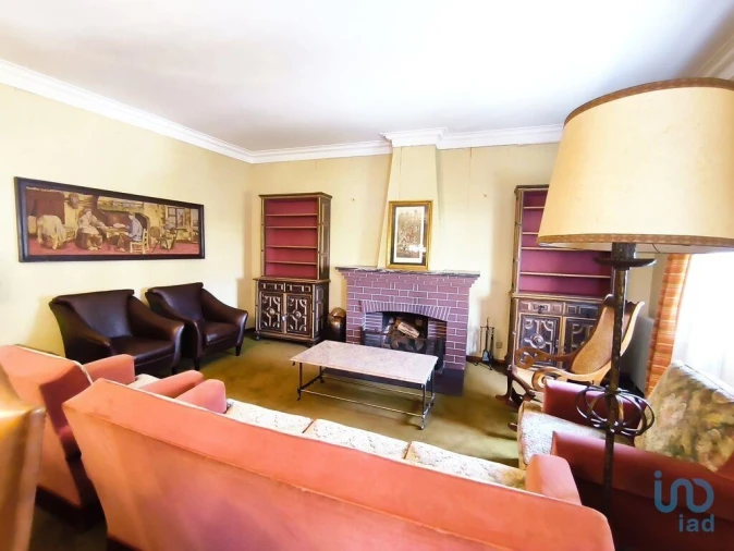 Moradia T6 para Venda em Infias Foto 6