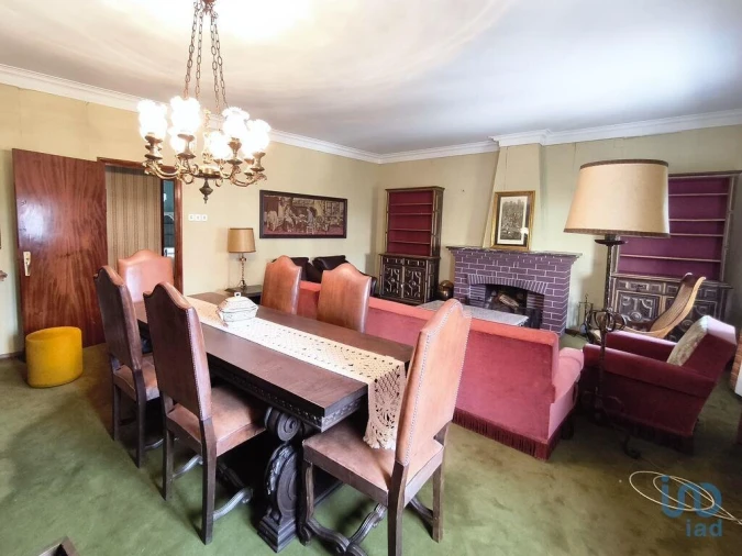 Moradia T6 para Venda em Infias Foto 5