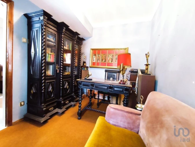 Moradia T6 para Venda em Infias Foto 4