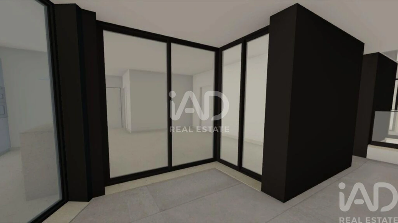 Apartamento T1 para Venda em Quelfes Foto 17