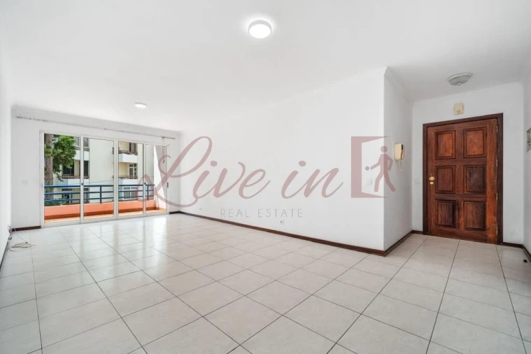 Apartamento T3 para Venda em São Martinho Foto 6