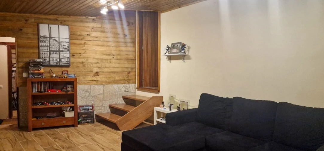 Moradia T3 para Venda em Ventosa e Cova Foto 8