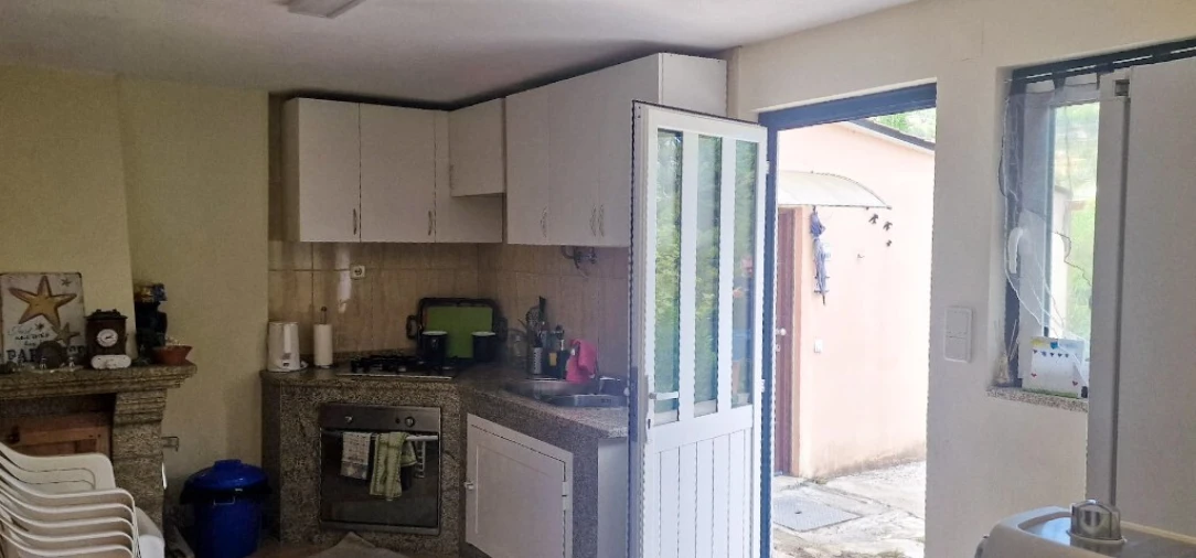 Moradia T3 para Venda em Ventosa e Cova Foto 3