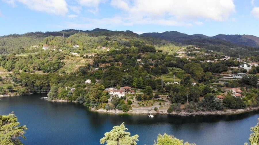 Moradia T3 para Venda em Ventosa e Cova Foto 29