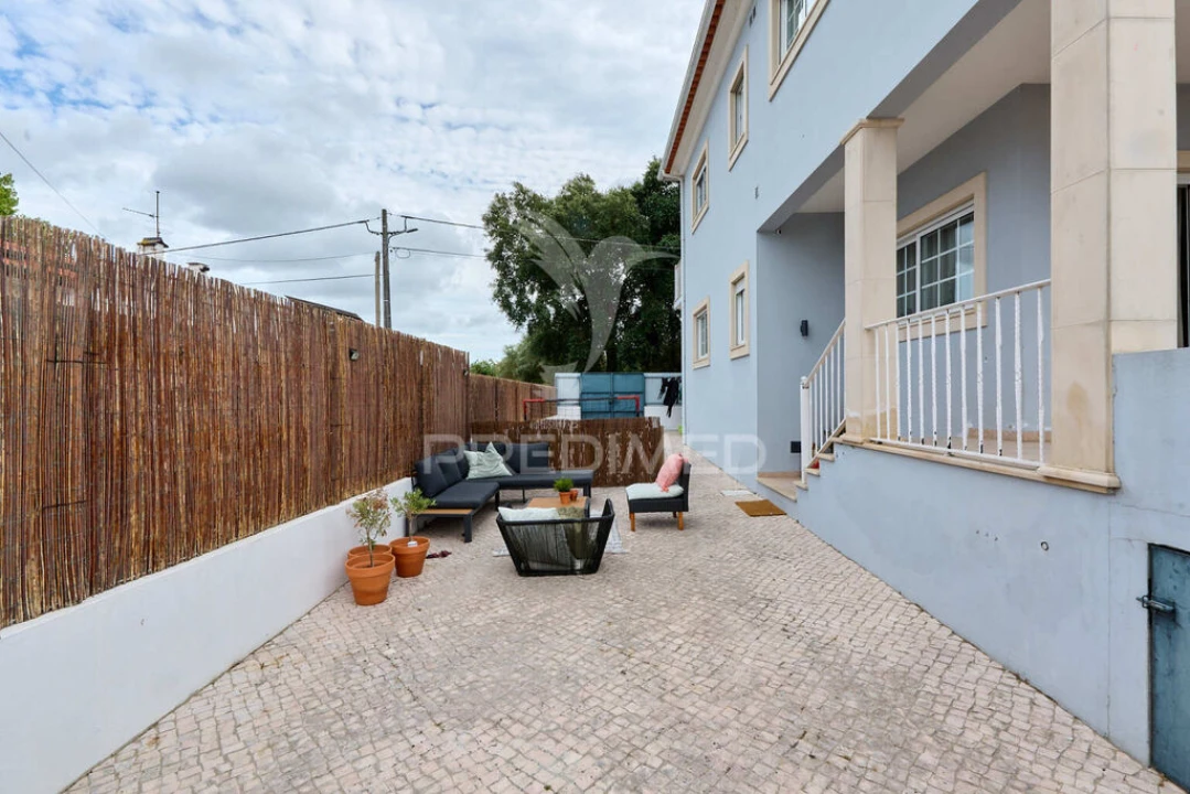 Moradia T4 para Venda em Batalha Foto 5