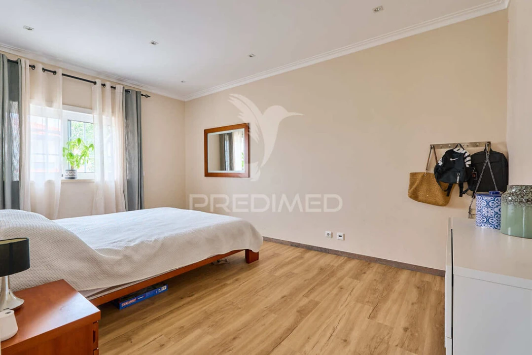 Moradia T4 para Venda em Batalha Foto 16