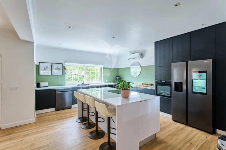 Moradia T4 para Venda em Batalha Foto 12