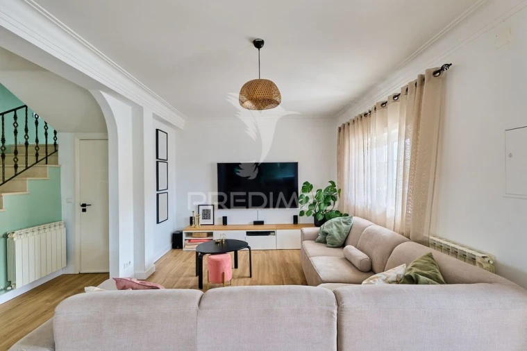 Moradia T4 para Venda em Batalha Foto 11