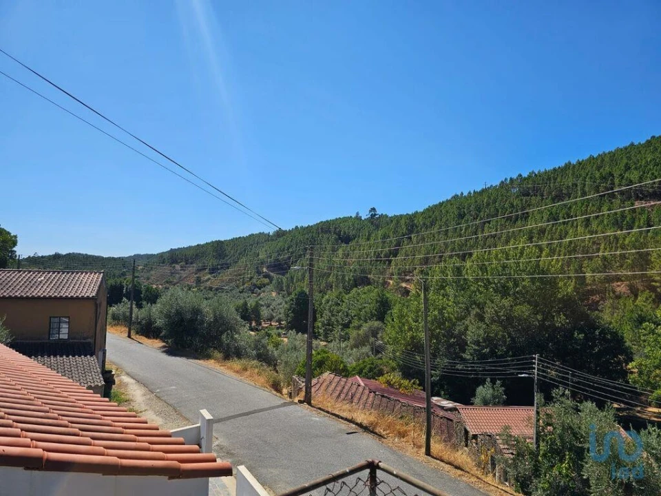 Moradia T3 para Venda em Sobreira Formosa e Alvito da Beira Foto 8