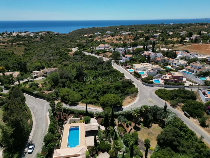Moradia T4 para Venda em Lagoa e Carvoeiro Foto 13