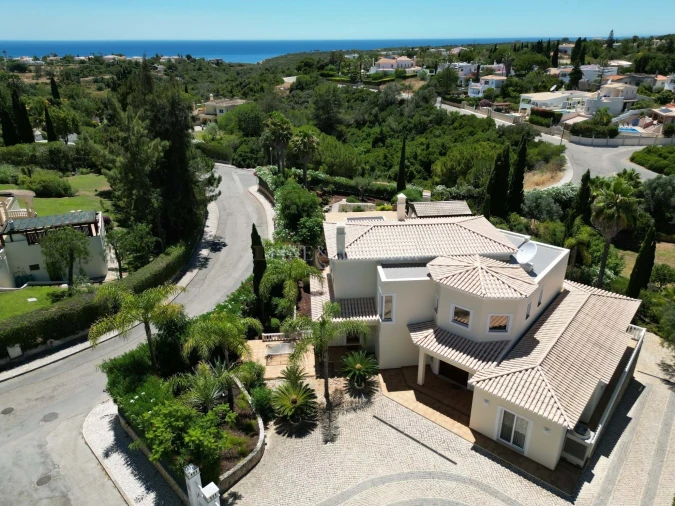 Moradia T4 para Venda em Lagoa e Carvoeiro Foto 2