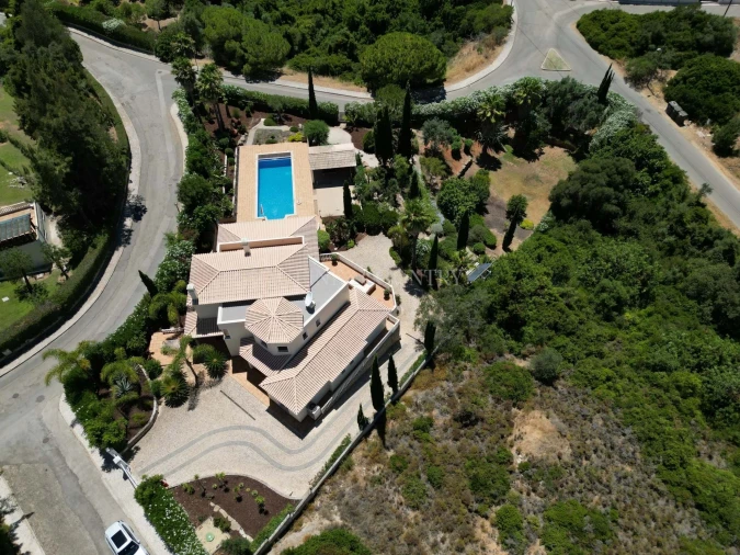 Moradia T4 para Venda em Lagoa e Carvoeiro Foto 12