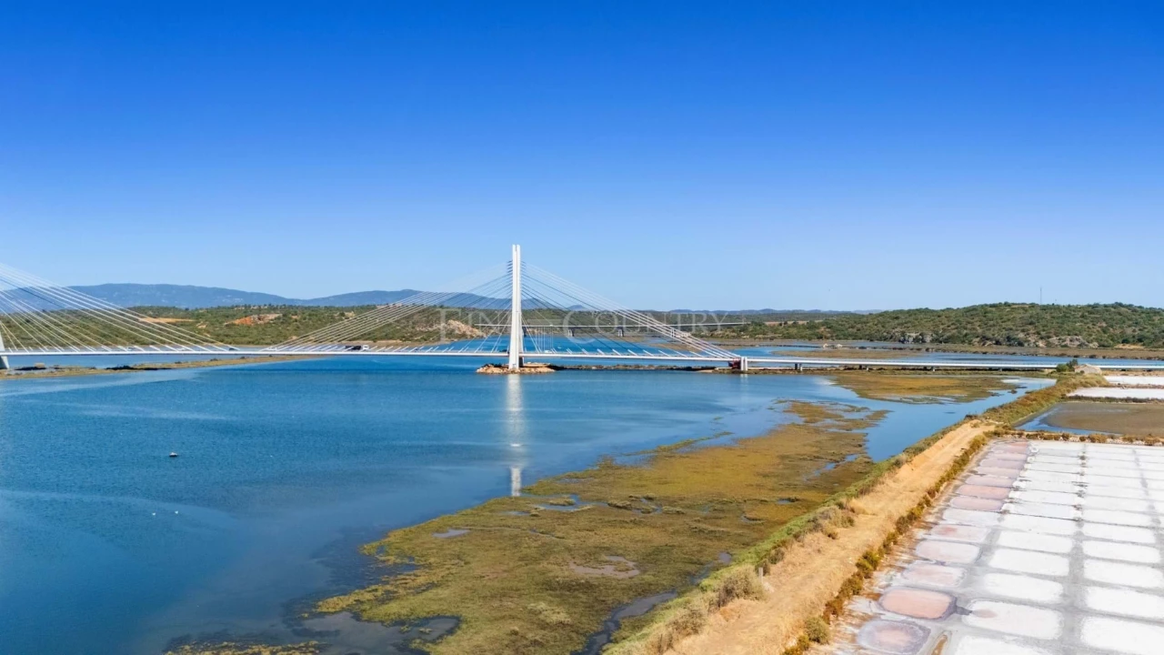 Moradia T3 para Venda em Estômbar e Parchal Foto 39