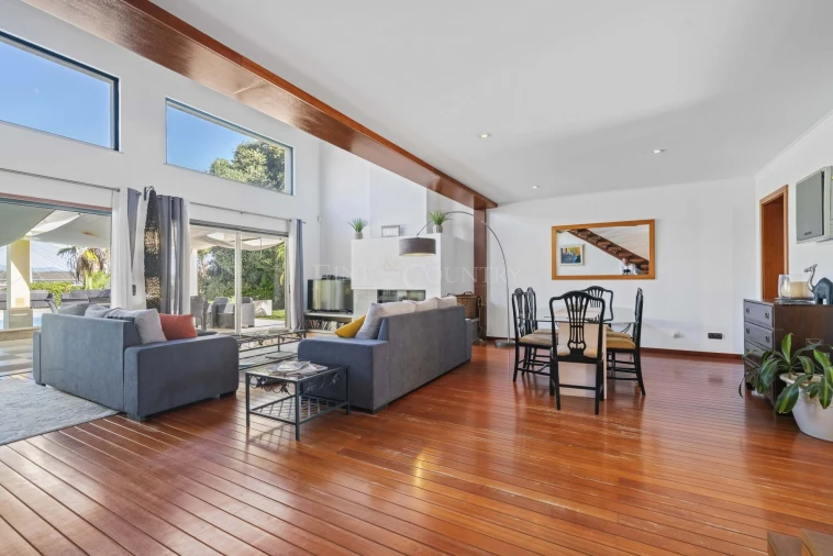 Moradia T3 para Venda em Estômbar e Parchal Foto 5