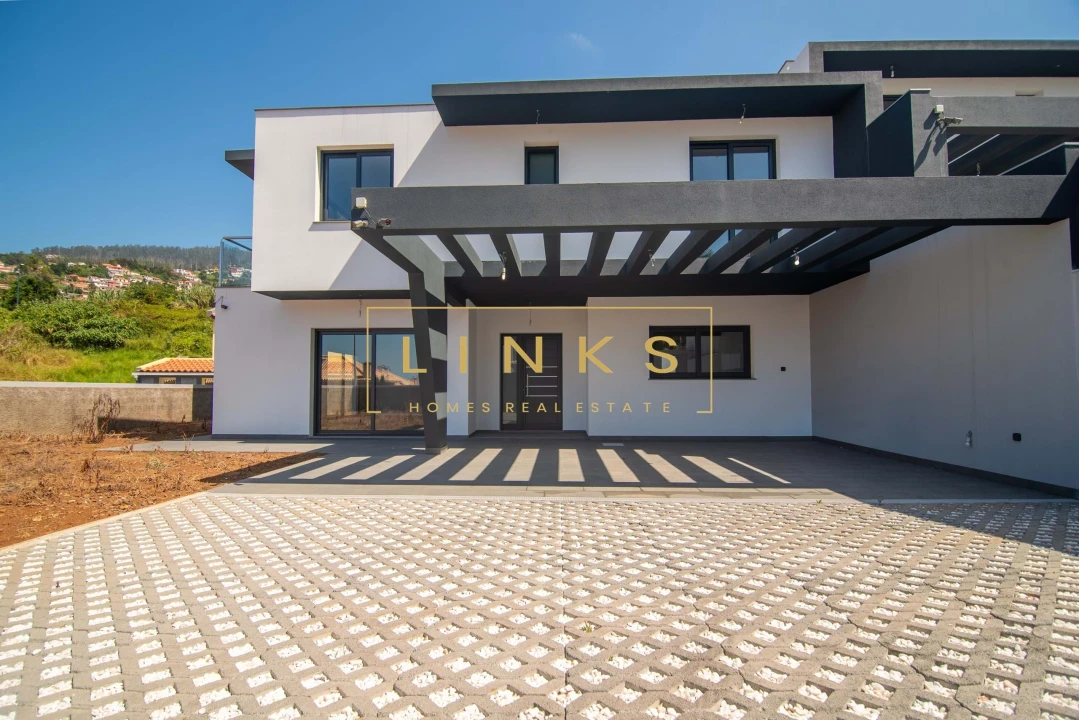 Moradia T3 para Venda em São Roque Foto 1